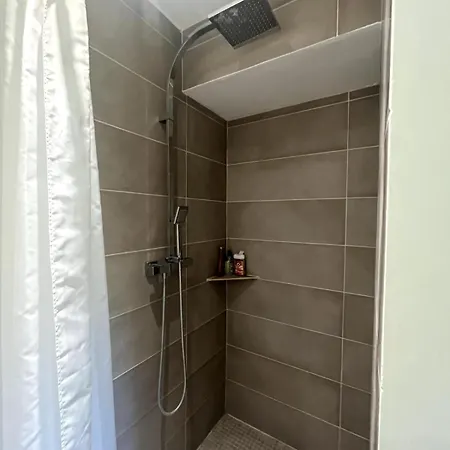 Maison Avec Piscine A Pied Villa *
